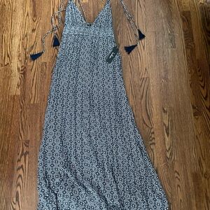 Lulu's Blue and White Patterned Maxi